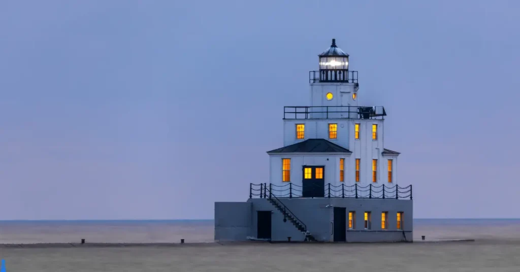 Great Lakes Lighthouse at dusk.